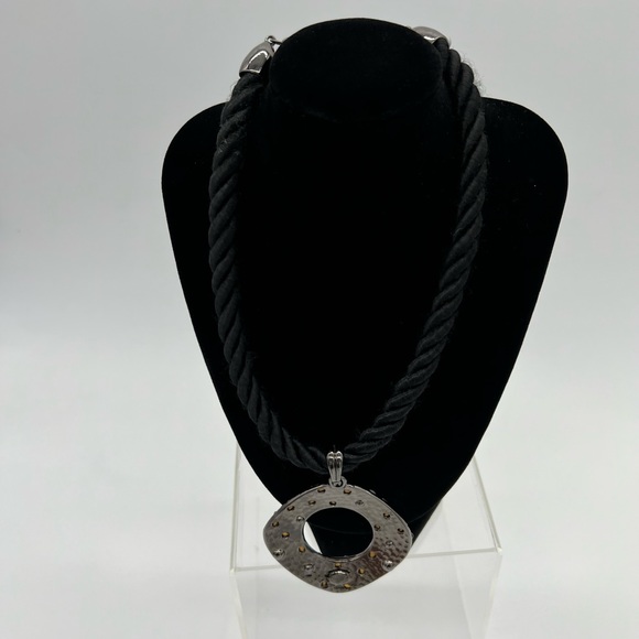Chico’s Black Coed Necklace With Silver Pendant - Picture 3 of 11